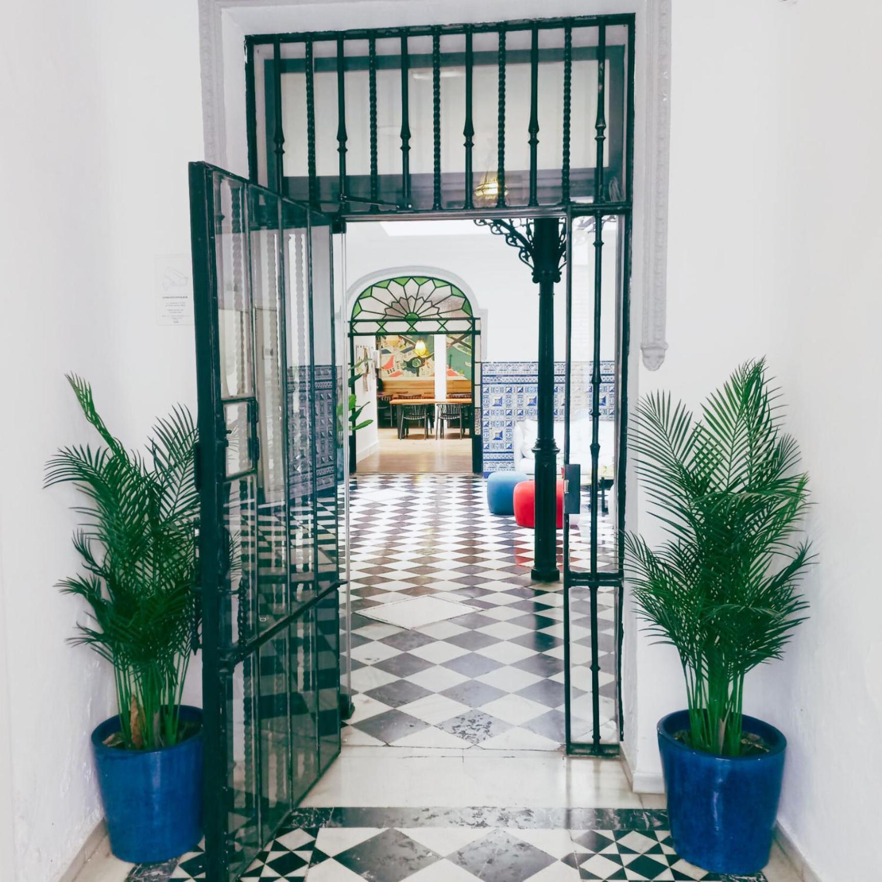 La Central Sevilla Extérieur photo